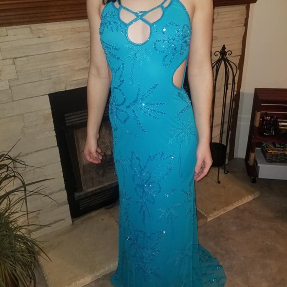 Prom Dress - Picture 2 of 2